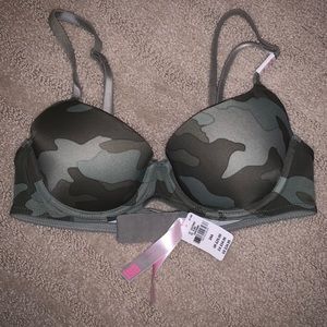 Camo lightly lined PINK bra